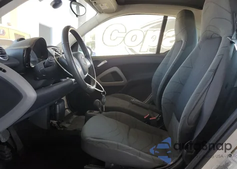 2014 Smart Fortwo z USA, uszkodzony, nr VIN WMEEJ9AA7EK799061